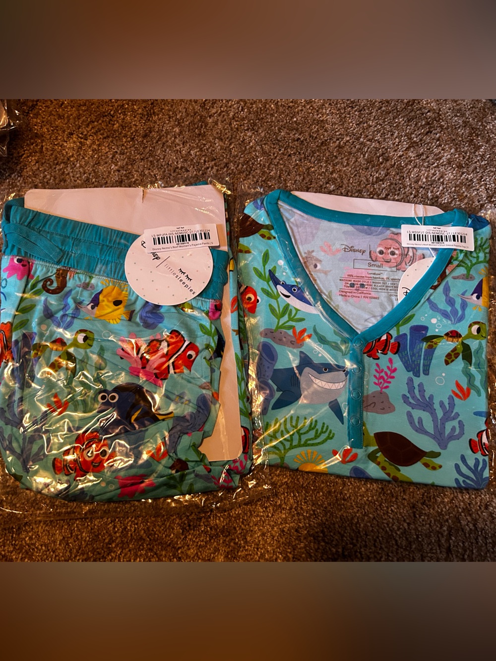 Little Sleepies Turquoise & Yellow Disney Nemo Reef Women’s Pajama Pants